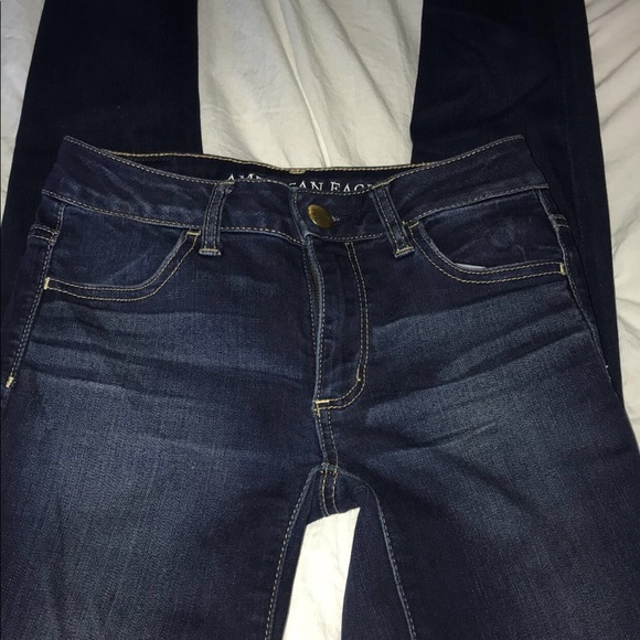 American Eagle skinny jeans - Picture 3 of 4